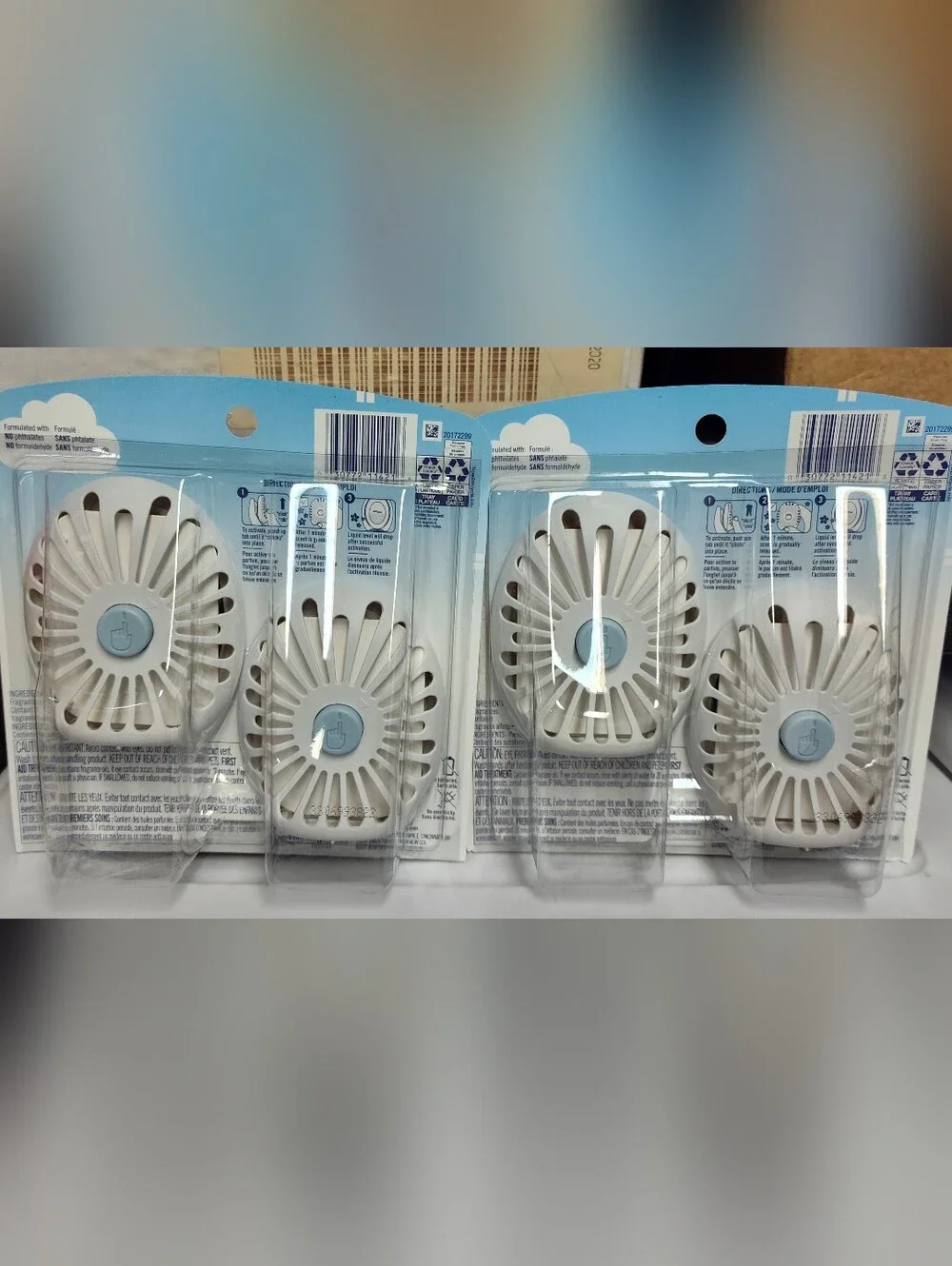 NWT! Febreze Small Spaces Georgia Peach Orchard Air Fresheners - (2-2pks)